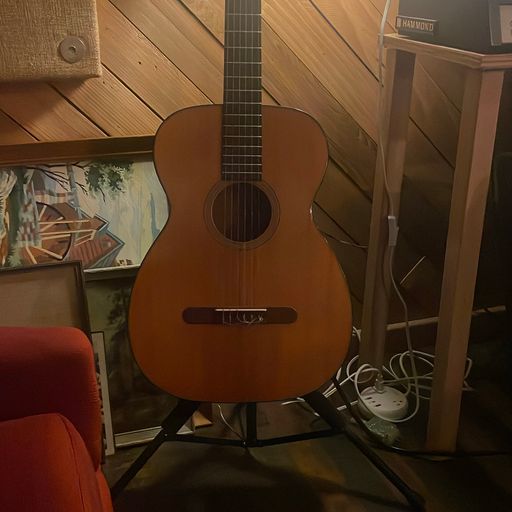 image of Corey Studio Guiter 1