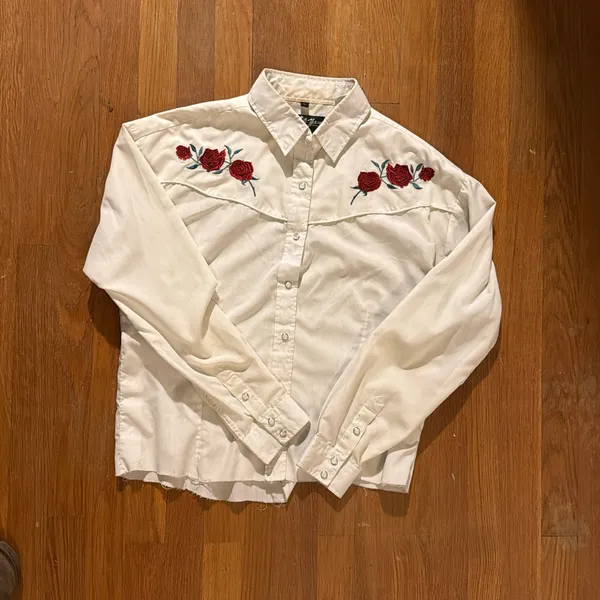 image of Western Shirt Worn in Pierced Arrows and Jenny Don’t & The Spurs